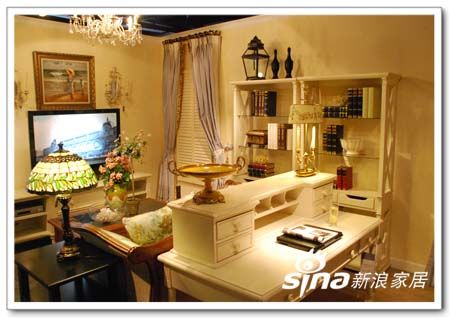 美克美家家具(新浪家居摄) 美克美家家具(新浪家居摄)