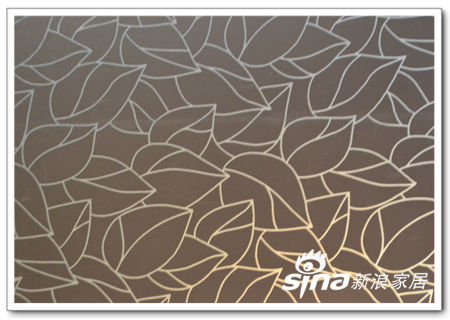 瑞宝特价壁纸(新浪家居/摄) 瑞宝特价壁纸(新浪家居/摄)